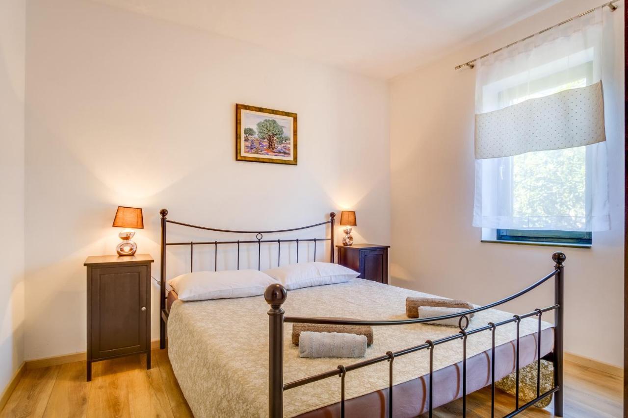 Apartment Rosmarino 木洛希尼 外观 照片